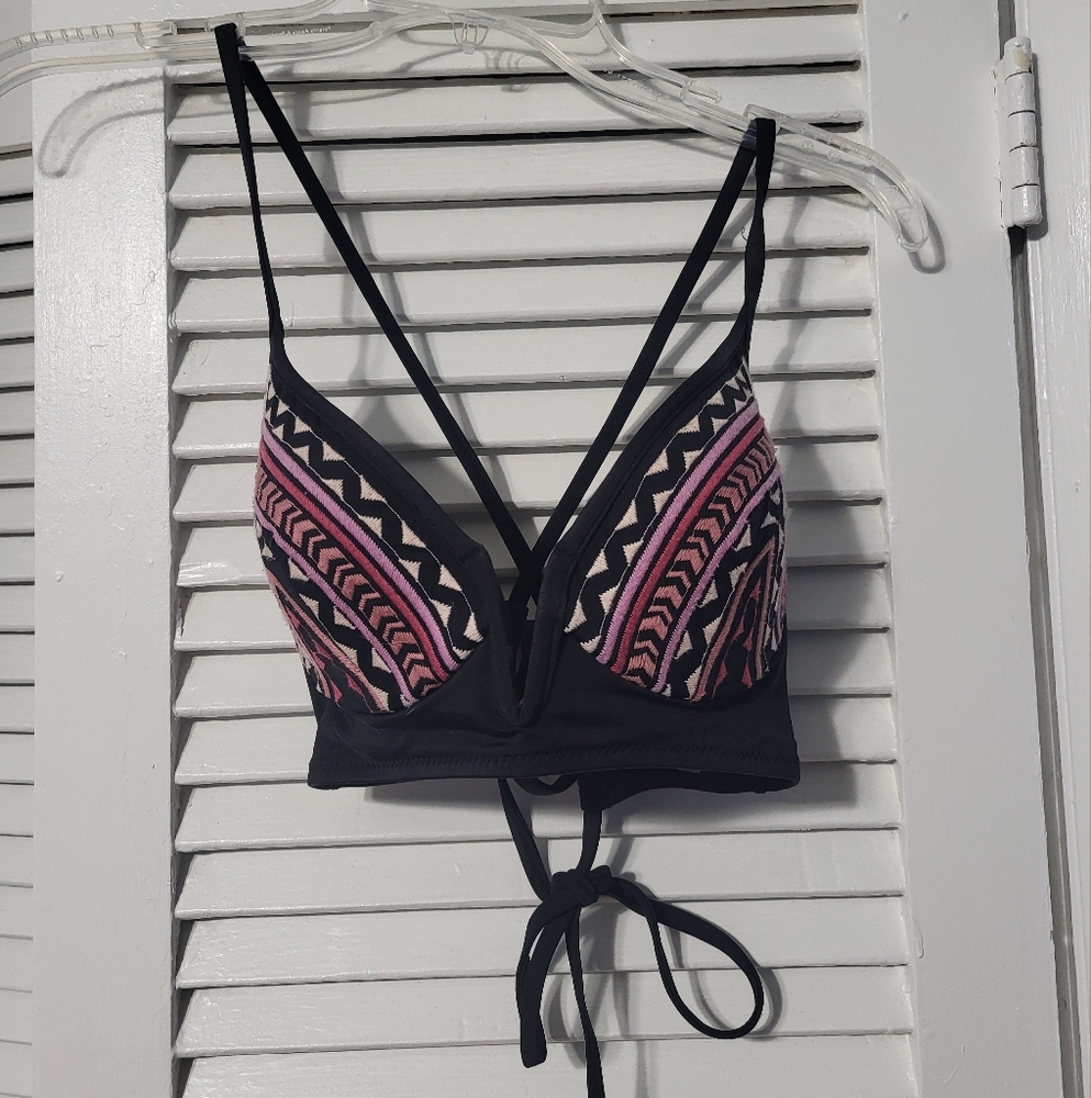Shade & Shore Black and Pink Geometric Bikini